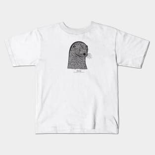 Otter with Common and Latin Names - detailed animal design Kids T-Shirt